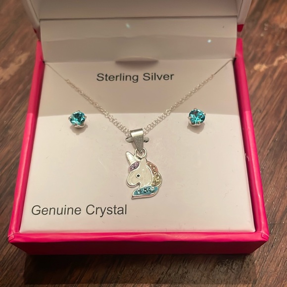 Sterling silver necklace and earrings set - Picture 1 of 1